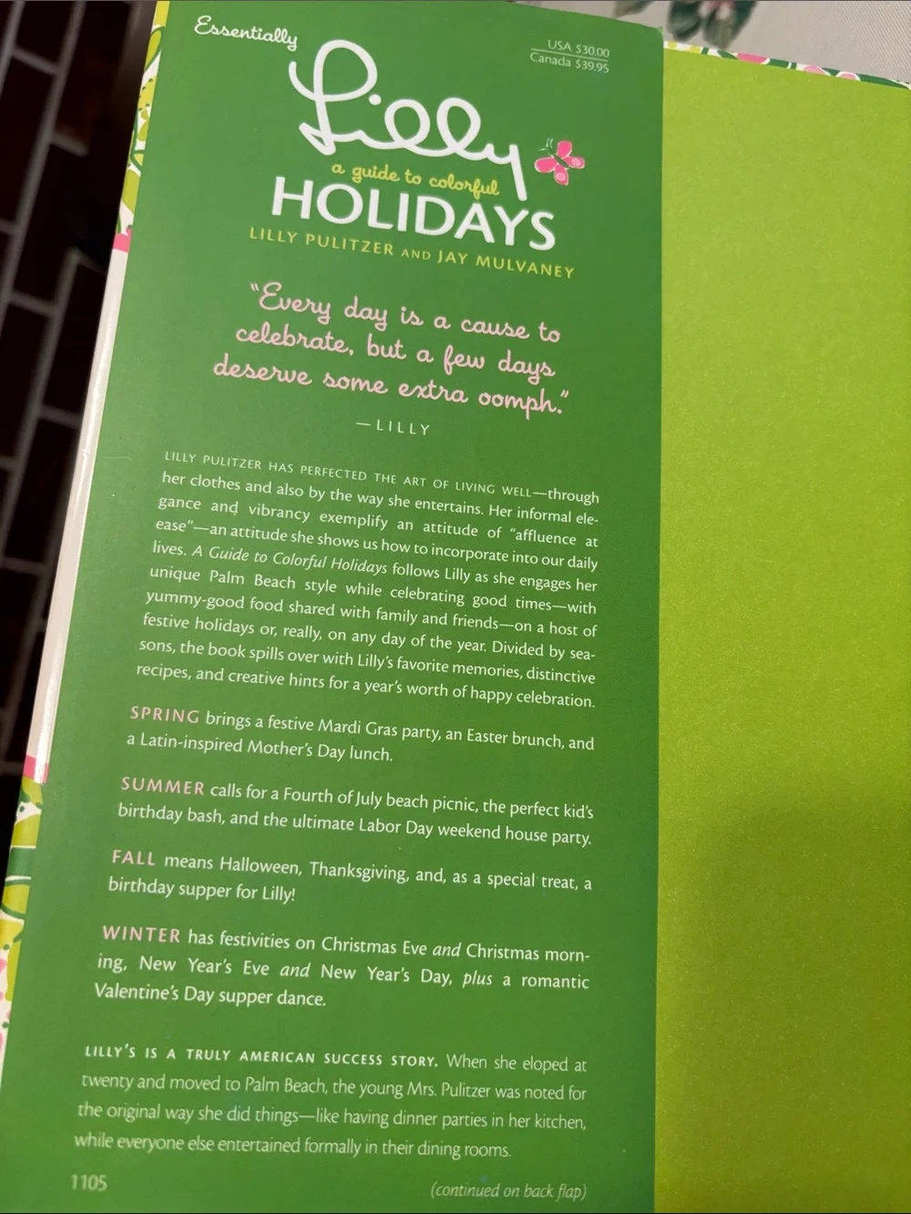 Lilly Pulitzer Essentially Lilly Holiday Cooking/Decor Guide Book